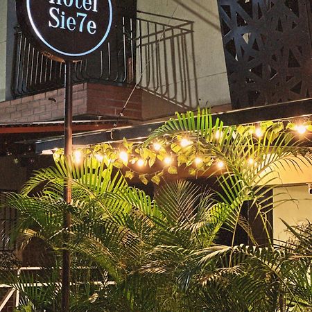Hotel Sie7e Medellín Buitenkant foto