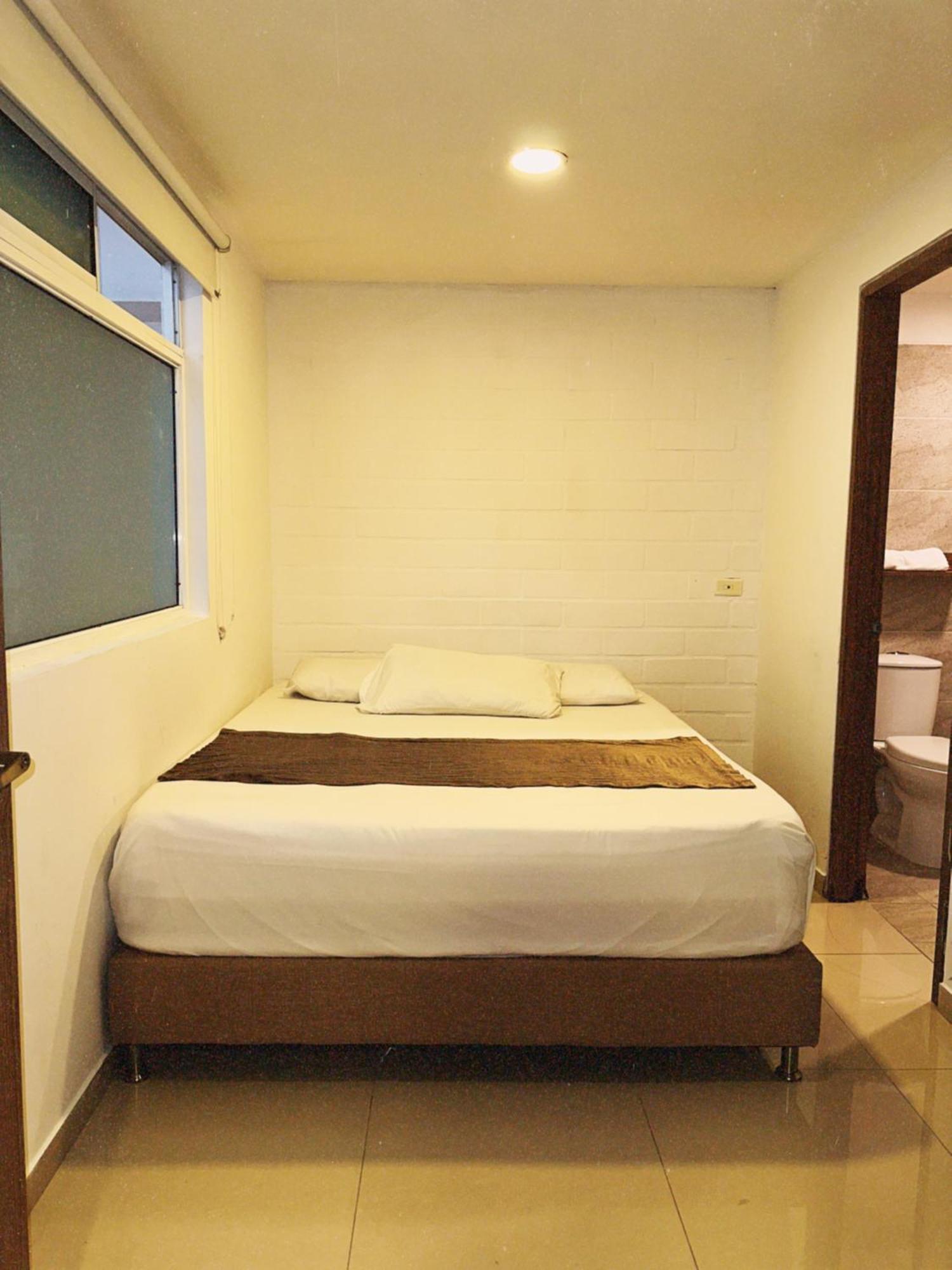 Hotel Sie7e Medellín Buitenkant foto