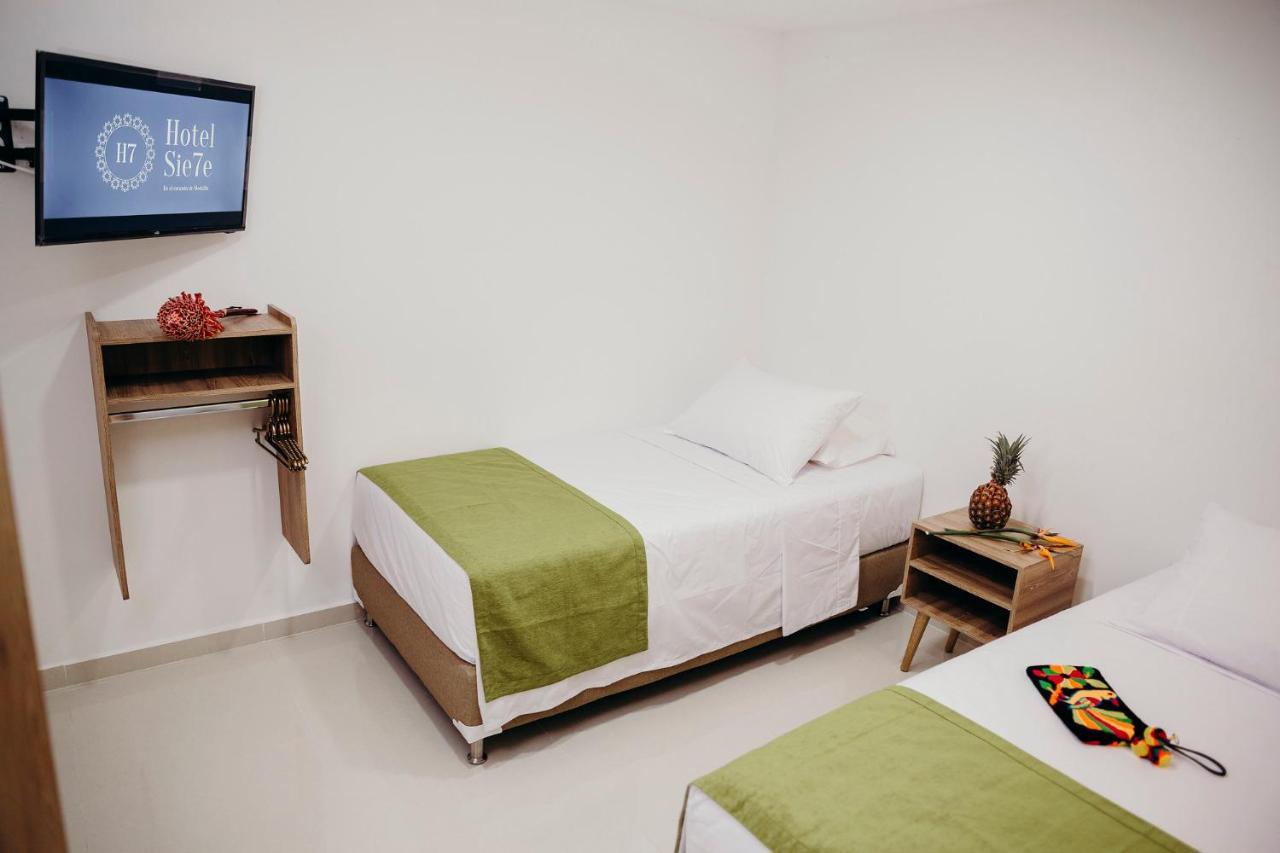 Hotel Sie7e Medellín Buitenkant foto